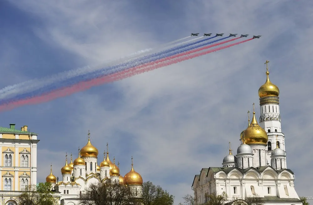 Russia Celebrates the 70th Anniversary of the Victory in WWII (250+ Photos)