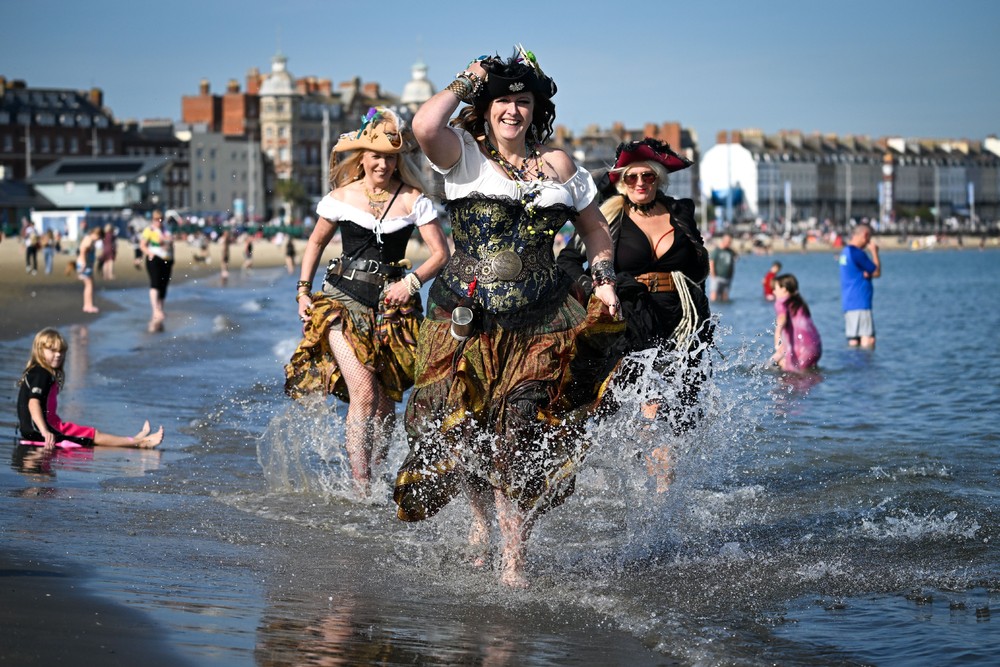 Pictures of the Year 2023, Part 191/224