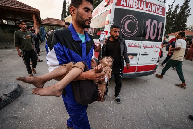 Injured Palestinians are being evacuated from the European Hospital after Israeli army attack hit the hospital in Khan Yunis, Gaza on May 13, 2025. Many people were killed and many injuries were reported following the attack. (Photo by Ali Jadallah/Anadolu Agency)