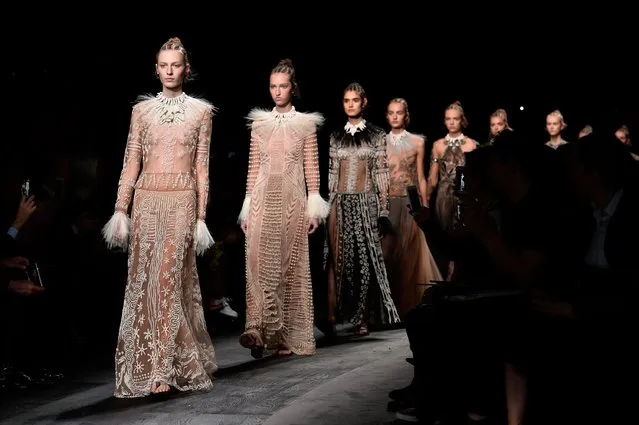 Models walk the runway during the Valentino show as part of the Paris Fashion Week Womenswear Spring/Summer 2016 on October 6, 2015 in Paris, France. (Photo by Pascal Le Segretain/Getty Images)