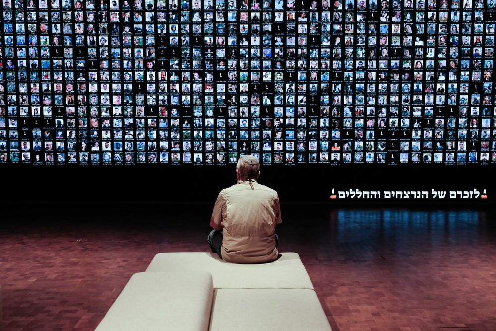 Pictures of the Year 2024, Part 096/240