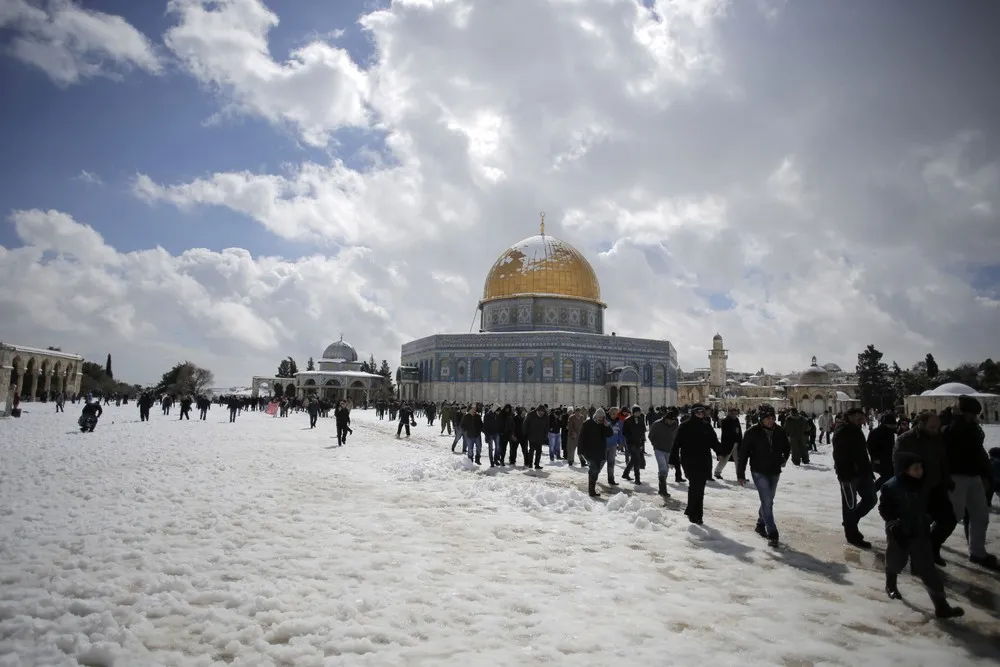 Snowstorm Hits Jerusalem and Israel’s Desert