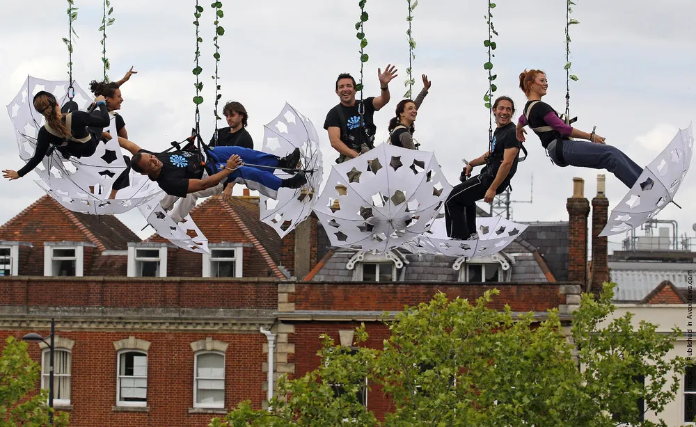 Aerial Dancers And Musicians Launch Salisbury International Arts Festival