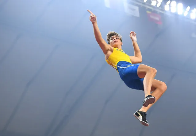 Sweden's Armand Duplantis is seen in action in the Mens Pole Vault Final Doha, Qatar, October 1, 2019. (Photo by Dylan Martinez/Reuters)