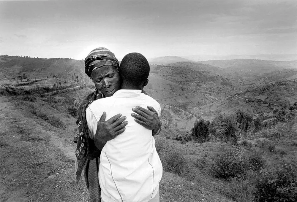 A Look Back: Rwandan Refugees Return from Zaire in 1996