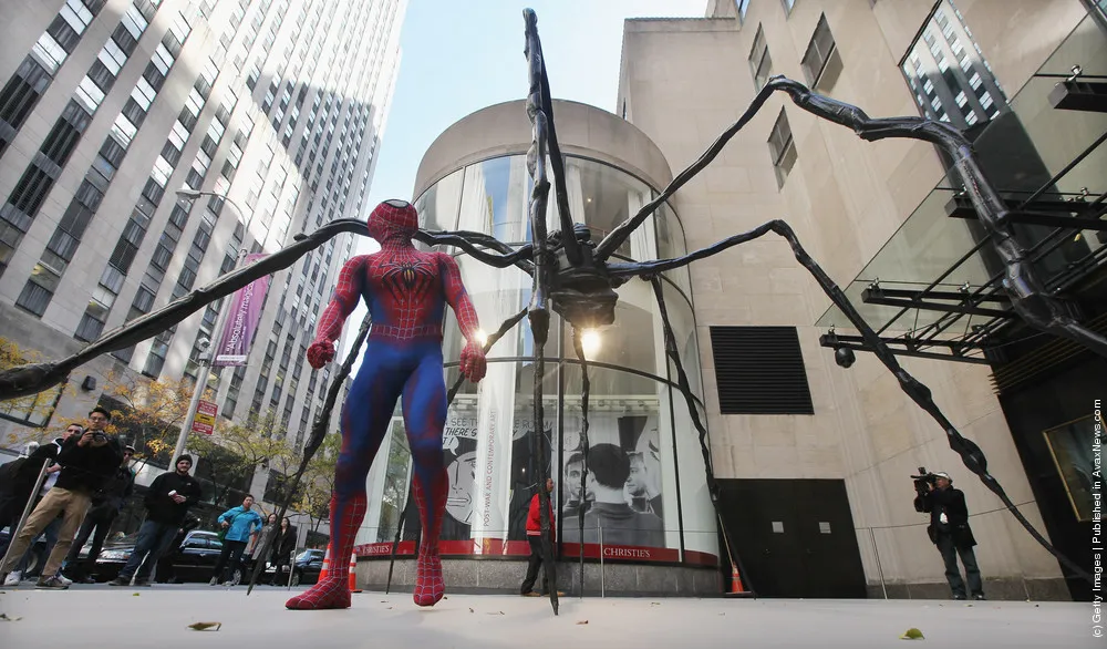 Christie's Auction House Unveils Giant Spider Sculpture
