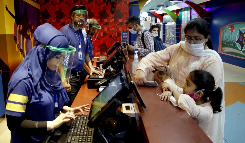 A Look at Life in Pakistan, Part 1/2