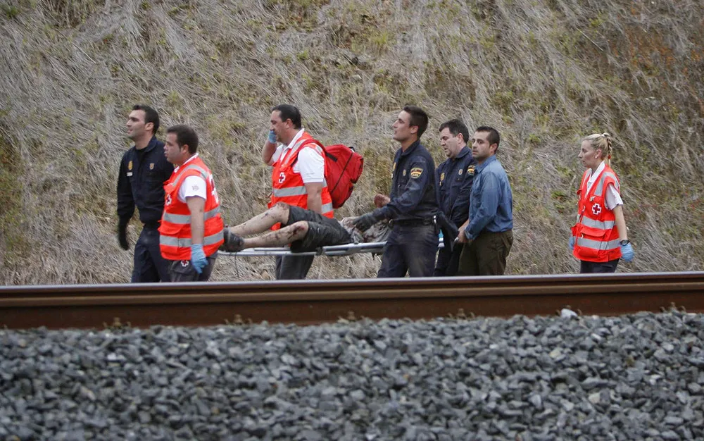Spanish Train in Fatal Derailment Near Santiago de Compostela