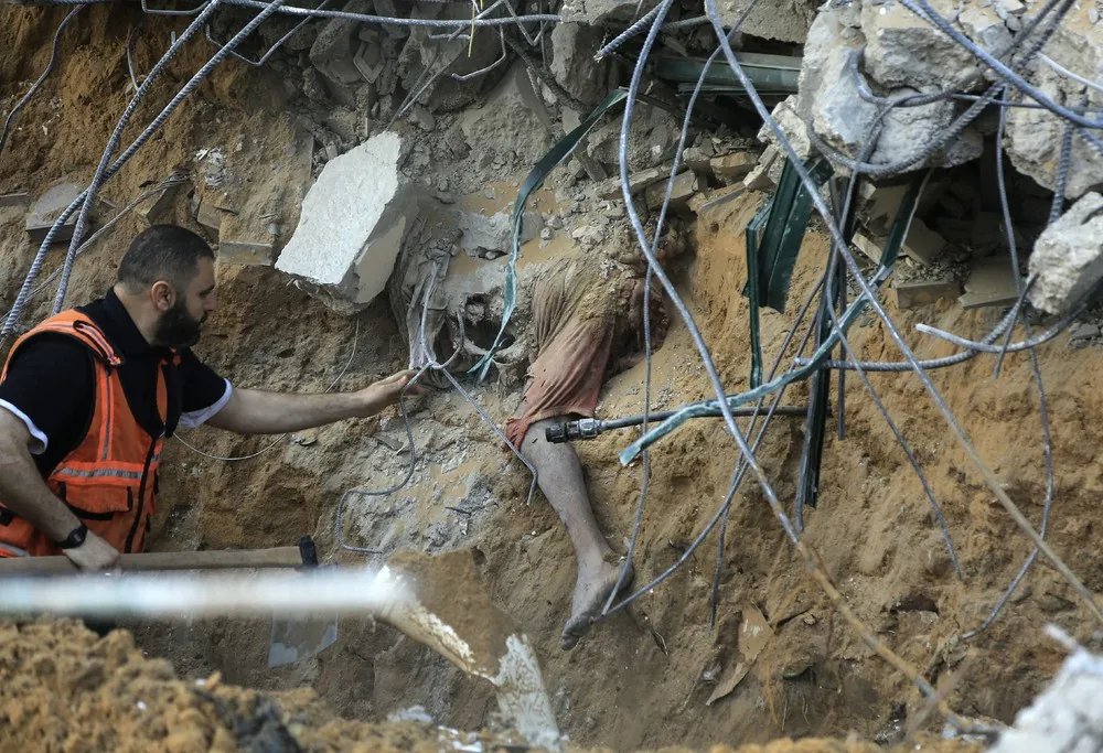 The Day in Photos – May 15, 2021