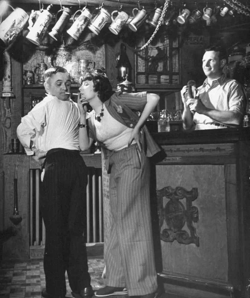 Martin Laurello aka the Human Owl