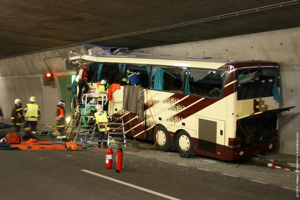 28 Dead in Swiss Tunnel Bus Crash