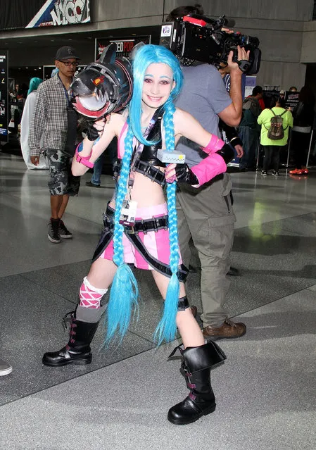 General Atmosphere at 2014 New York Comic Con – Day 2 at Jacob Javitz Center on October 10, 2014 in New York City. (Photo by Laura Cavanaugh/Getty Images)