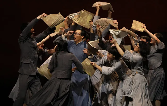 Actors from Yangzhou Song and Dance Theatre perform the dance drama “Zhu Ziqing” at the Shanghai International Dance Center in Shanghai, east China, September 28, 2020. The dance drama “Zhu Ziqing” which is nominated for the 12th Lotus Awards, China's top award for dancing art, was put on stage in Shanghai on Monday. Zhu Ziqing (1898-1948) was a famous professor in Chinese history. (Photo by Xinhua News Agency/Rex Features/Shutterstock)