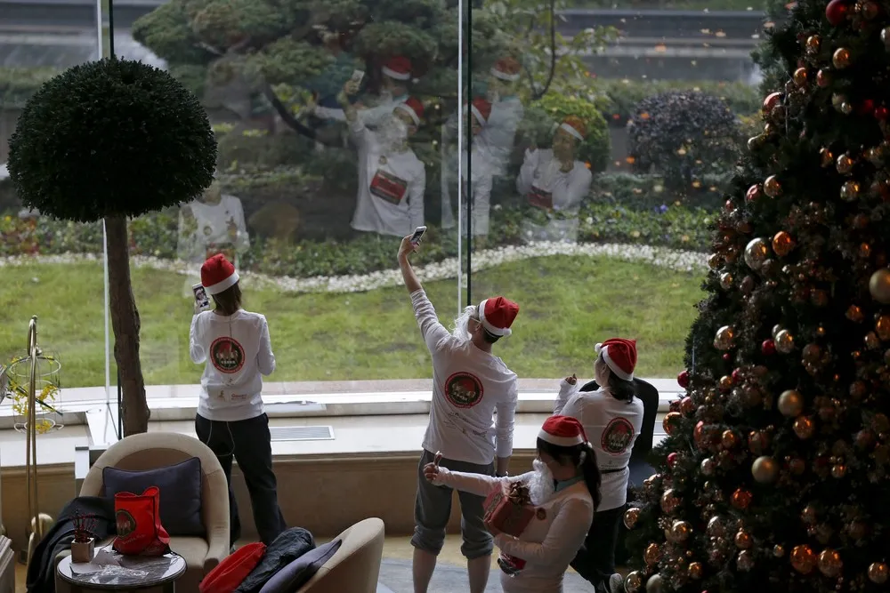 Christmas Madness Begins