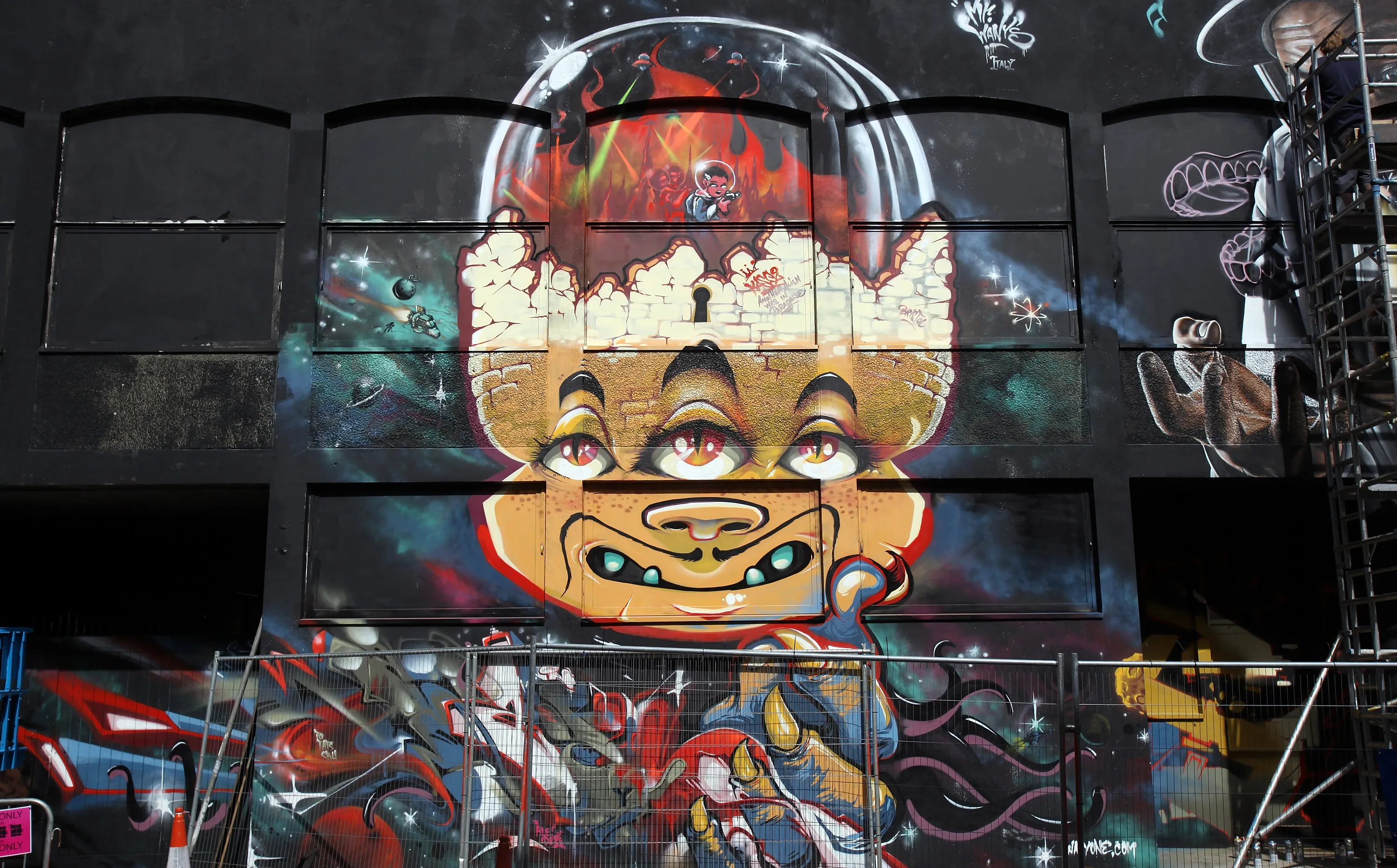 Graffiti Artists Collaborate For Europe S Largest Street Art Project In Bristol