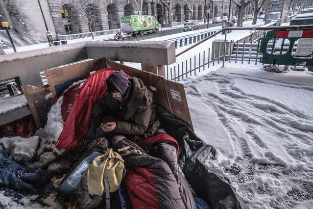 Homeless person sleeping out at –3C on the Embankment, half a mile from the House of Commons, on 28 February 2018. (Photo by Sean Smith/The Guardian)