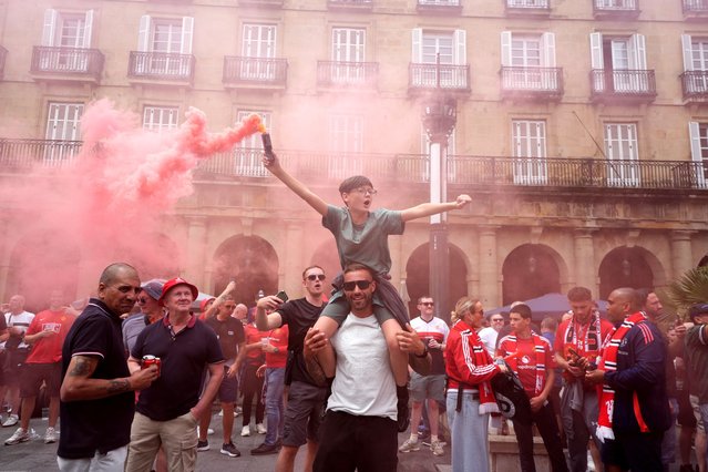 Manchester United fans in Plaza Nueva square ahead of the UEFA Europa League final at the Estadio de San Mames, Bilbao, Spain on Wednesday, May 21, 2025. (Photo by Andrew Milligan/PA Images via Getty Images)