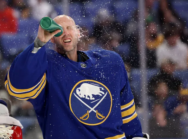 Buffalo Sabres goaltender Craig Anderson (41) gets a drink before a game against the Pittsburgh Penguins at KeyBank Center in Buffalo, New York on March 23, 2022. (Photo by Timothy T. Ludwig/USA TODAY Sports)