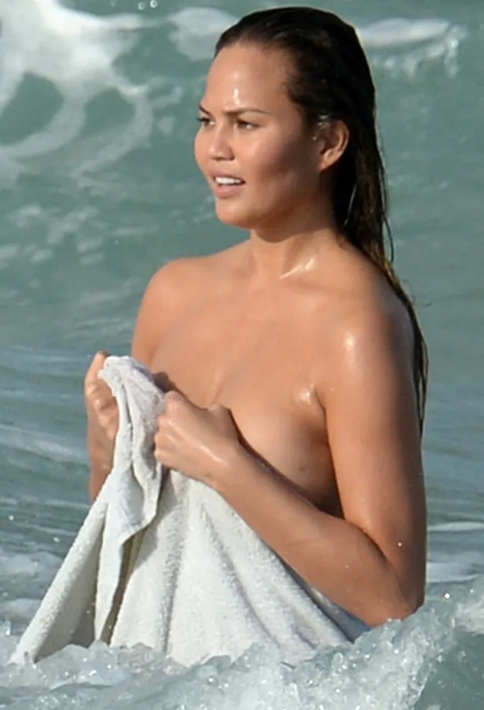 Nude Mood! Chrissy Teigen Skinny-dips in Miami