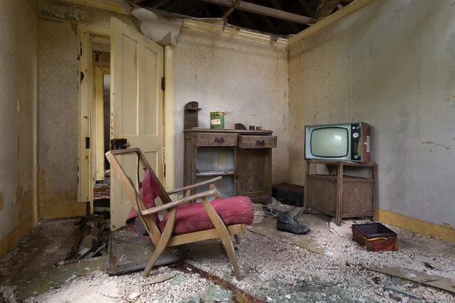 “TV Set”. Maher says: “What started out as a personal project – documenting abandoned croft houses in the Outer Hebrides – has had an unexpected side effect. As a result of displaying my photographs, there’s now a real possibility of seeing at least one of the properties becoming a family home once again”. (Photo by John Maher/The Guardian)