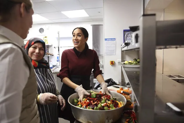 Meghan, Duchess of Sussex visits the Hubb Community Kitchen to see how funds raised by the “Together: Our Community” Cookbook are making a difference at Al Manaar, North Kensington on November 21, 2018 in London, England. (Chris Jackson/Getty Images/IPx)