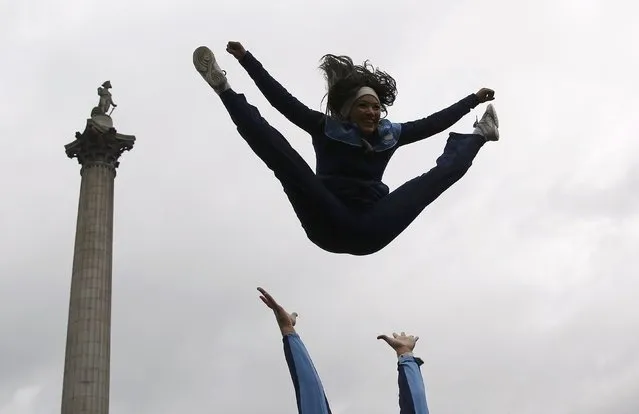 Cheerleaders perform during the New Year's Day parade in London, Britain January 1, 2017. (Photo by Neil Hall/Reuters)
