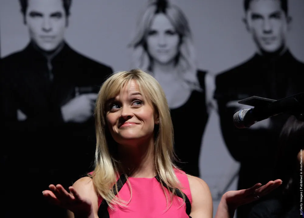 Pictures of Recent Events: Entertainment [February 25, 2012]