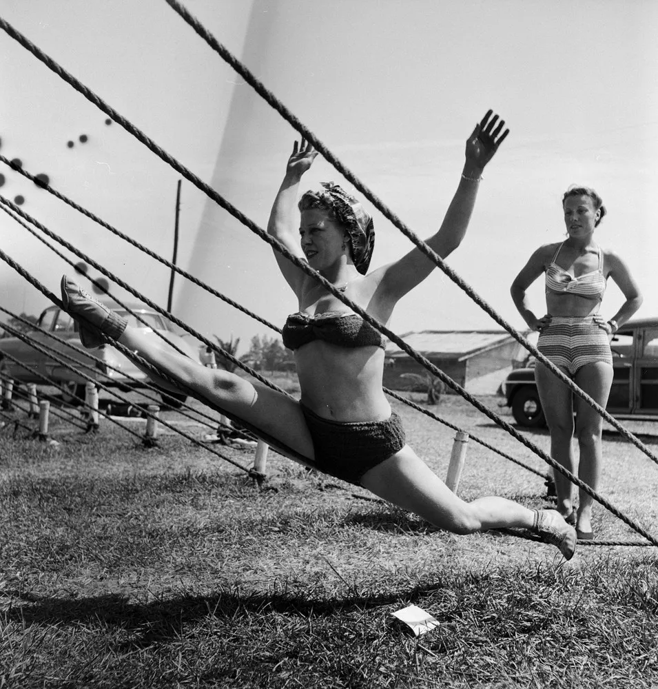 Simply Some Photos: Circus Girls of Sarasota Taking a Break in 1949