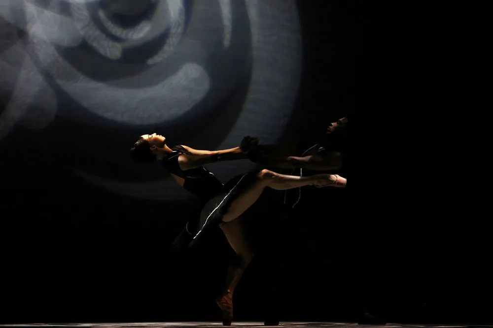 The Day in Photos – October 30, 2016