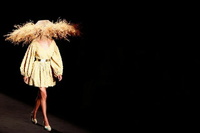 A model displays an outfit created by Duyos for the 2022 Spring/Summer season during the Mercedes Benz Fashion Week in Madrid, Spain, September 16, 2021. (Photo by Sergio Perez/Reuters)