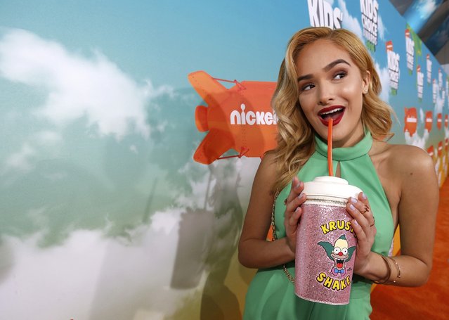 Dancer Chachi Gonzalez arrives at Nickelodeon's 2016 Kids' Choice Awards in Inglewood, California March 12, 2016. (Photo by Mario Anzuoni/Reuters)