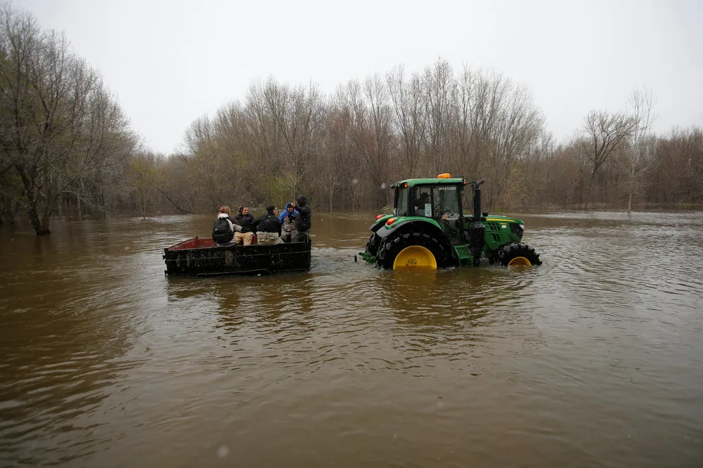 The Day in Photos – May 10, 2017