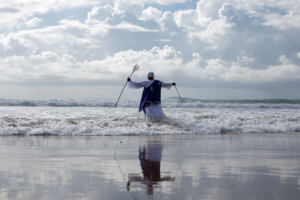 Pictures of the Year 2024, Part 051/240