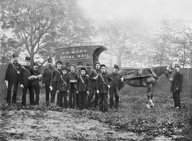 Postmen with the first mail van in Prestwich, Greater Manchester, circa 1890. (Photo by Past Pix/SSPL/Getty Images)
