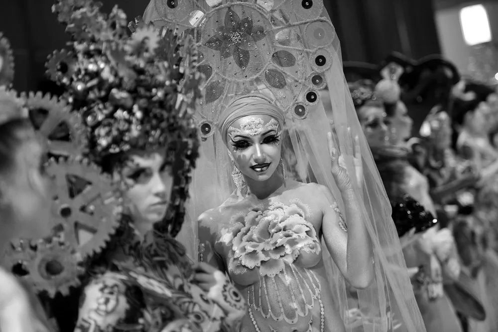 “Body Painting” Contest of the OMC Hairworld World Cup 2014 in Frankfurt am Main