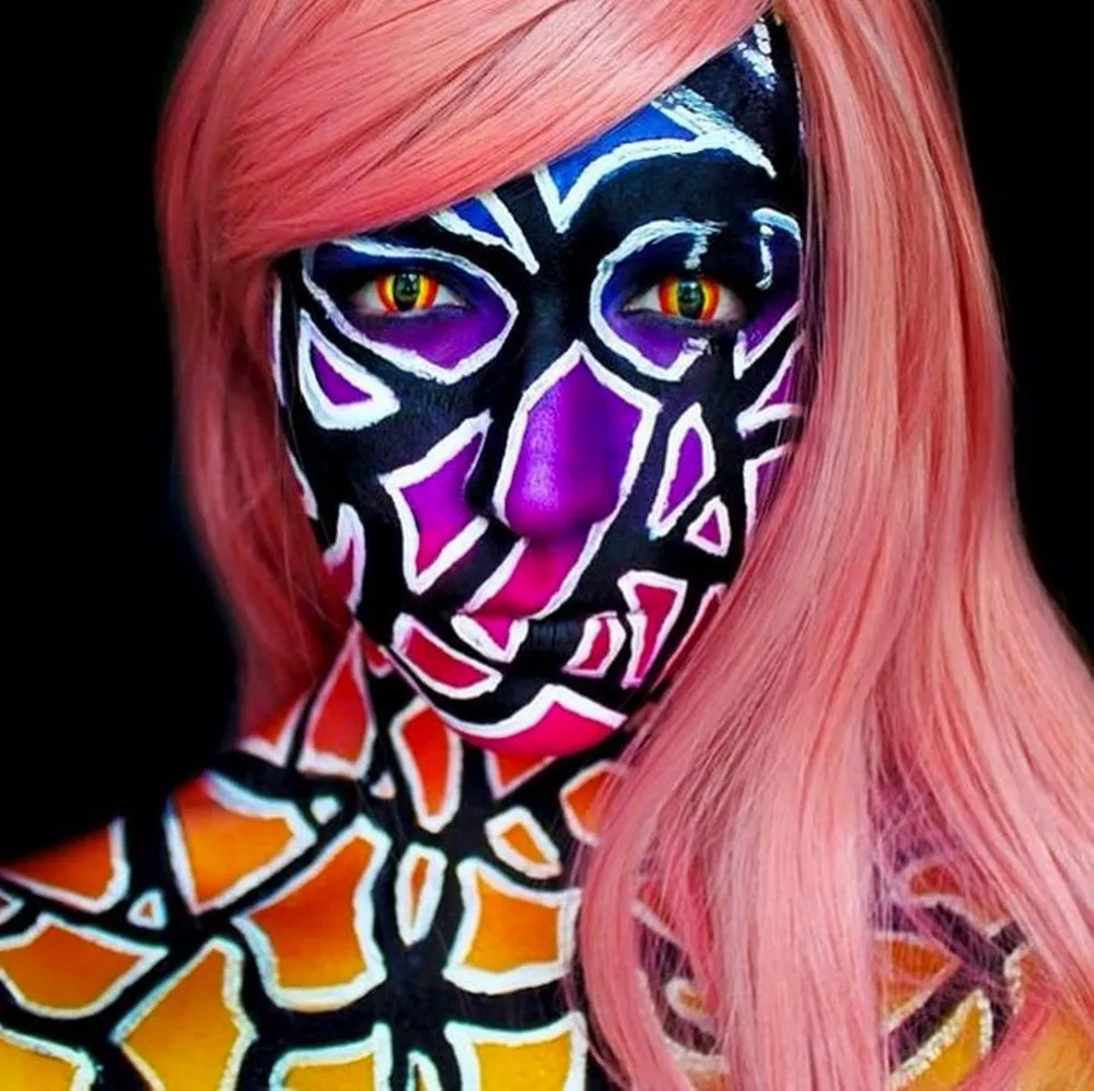 Make-up Artist Stephanie Fernandez