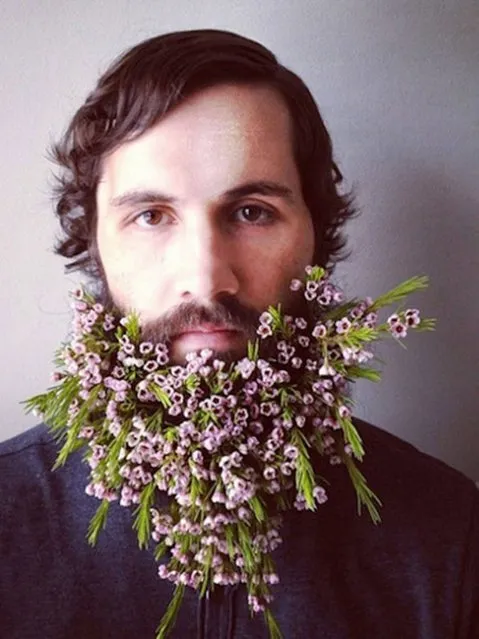 Flower beard. (Photo by semmelancolia/Tumblr)