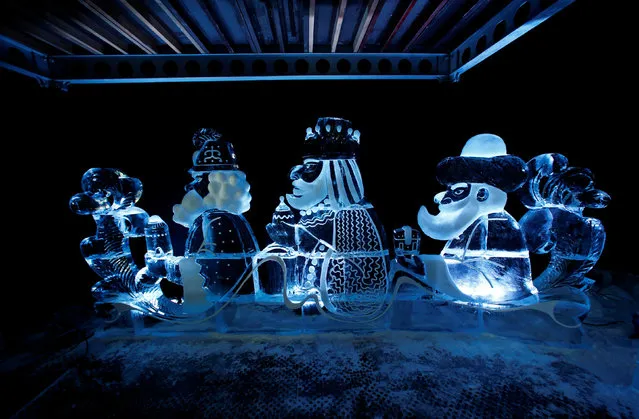 Sculptures are pictured at the Snow and Ice Sculpture Festival “Eiswelt Mainz” in Mainz, Germany, November 22, 2016. (Photo by Ralph Orlowski/Reuters)