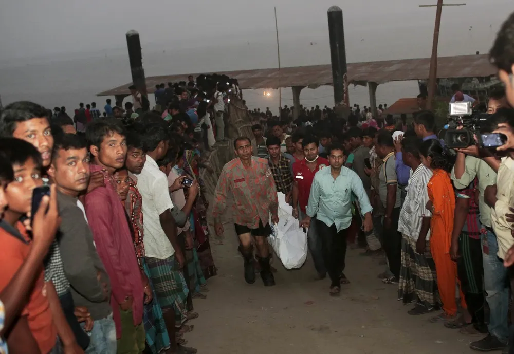 Ferry Capsizes in Bangladesh