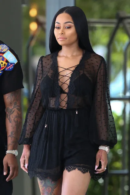Blac Chyna leaving her hotel next to a mystery man and with a group of friends in Miami Beach. Miami, Florida - Wednesday May 03, 2017. (Photo by Thibault Monnier/PacificCoastNews)