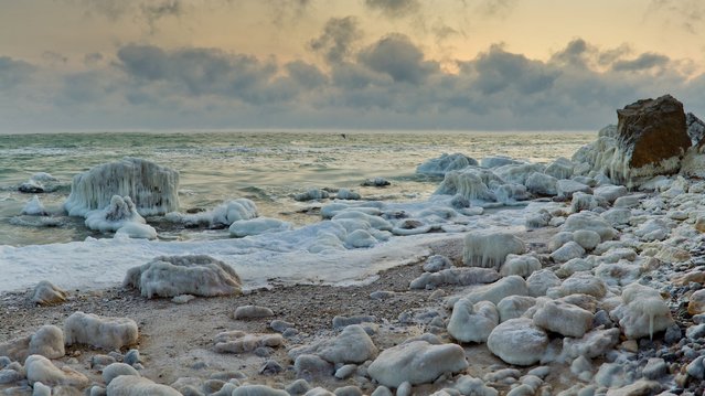 “I See Sea” by Dmytriy Dokunov. The frozen Black Sea. Odessa, Ukraine; January, 2012. (Photo by Дмитрий Докунов)