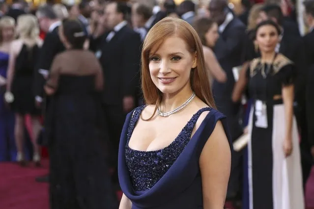 Presenter Jessica Chastain wears a Givenchy couture dress as she arrives at the 87th Academy Awards in Hollywood, California February 22, 2015. (Photo by Robert Galbraith/Reuters)