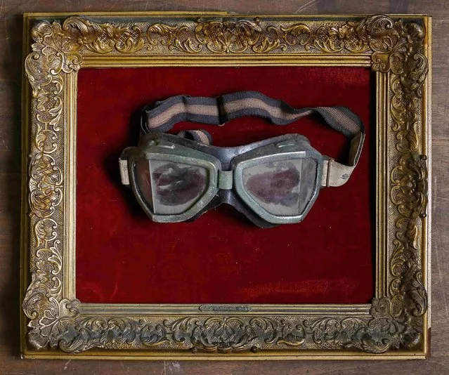 Goggles are displayed in an old frame in the Museum of Domenico Agostinelli in Dragona, near Rome October 30, 2014. (Photo by Tony Gentile/Reuters)