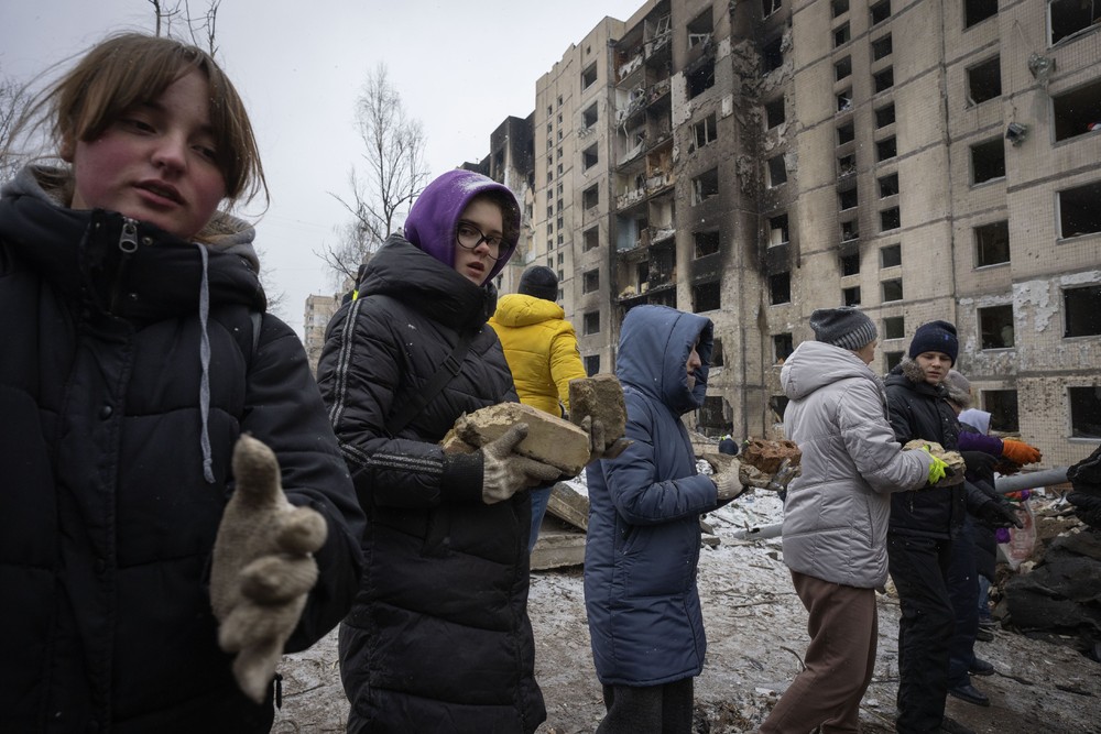 Pictures of the Year 2024, Part 005/240