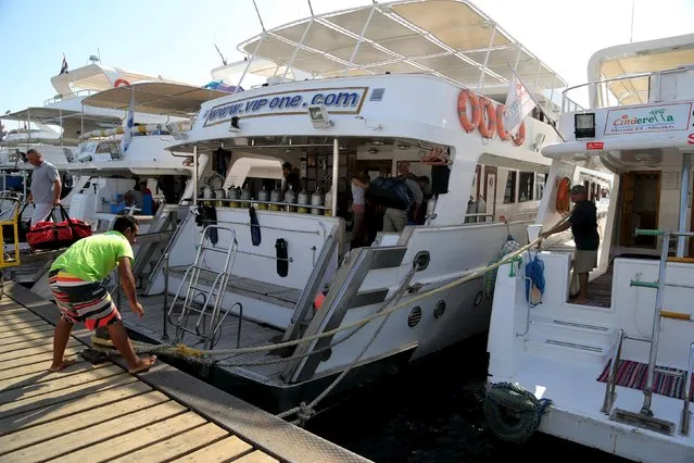 An excursion yacht parks at a small port of the Red Sea resort of Sharm el-Sheikh, November 7, 2015. (Photo by Asmaa Waguih/Reuters)