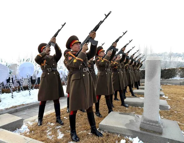 A gun salute is performed at the funeral of senior North Korean official Kim Yang Gon in Pyongyang, in this photo released by North Korea's Korean Central News Agency (KCNA) on December 31, 2015. Kim Yang Gon, a senior North Korean official and a top aide to leader Kim Jong Un, has died in a car accident, state news agency reported on Wednesday, the latest dramatic death or disappearance in the close circle of deputies to the country's leader. (Photo by Reuters/KCNA)