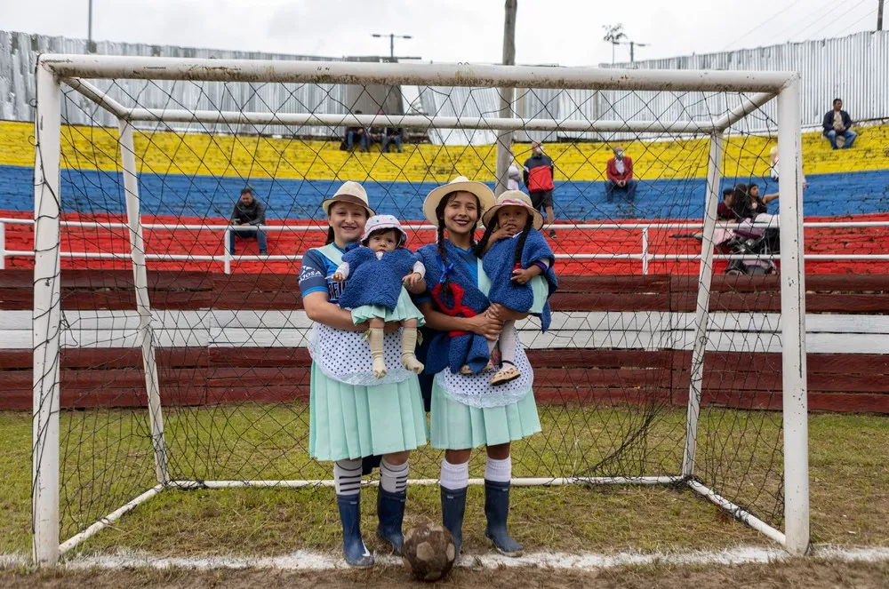 Pictures of the Year 2022, Part 097/163