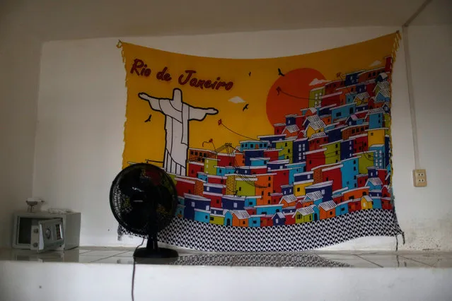 A room at Pousada Favelinha (Little favela) hostel is seen in Pereira da Silva favela, in Rio de Janeiro, Brazil, April 29, 2016. (Photo by Pilar Olivares/Reuters)