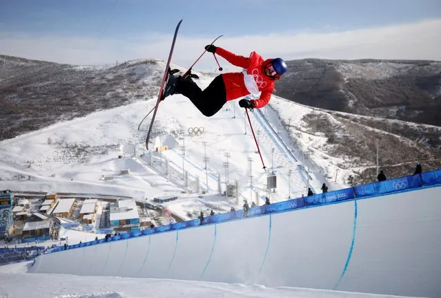 Gold medallist Ailing Eileen Gu of Team China competes during the Women's Freeski Halfpipe on Day 14 of the Beijing 2022 Winter Olympics at Genting Snow Park on February 18, 2022 in Zhangjiakou, China. (Photo by Lisi Niesner/Reuters)