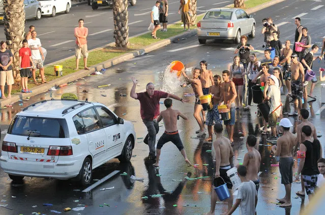 Water War in Tel-Aviv 2012